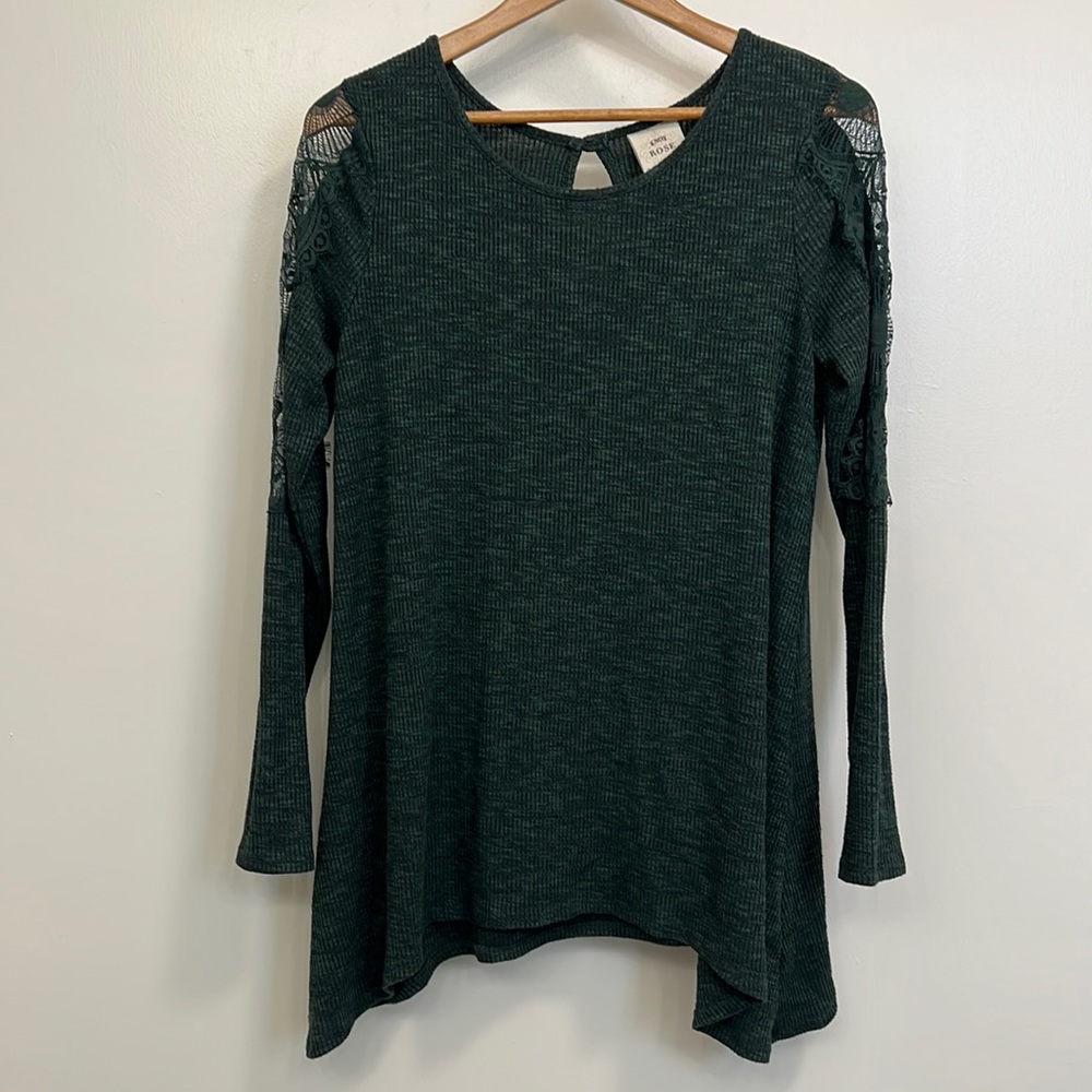 Knox Rose Green Long Sleeve Top. Tunic. Lace cutout. Asymmetrical. Hunter. Small